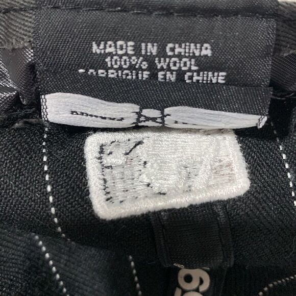 WHITE SOX wool baseball cap New Era 7 3/8 black with white pin stripes gray bill - Picture 10 of 11